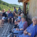 Lire la suite à propos de l’article Des résidents d&rsquo;une maison de retraite en visite aux Tourets